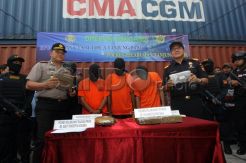 Polisi dan Bea Cukai Gagalkan Penyelundupan Ganja Dari Malaysia