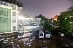 Kampus UIN Bandung Diterjang Angin Puting Beliung