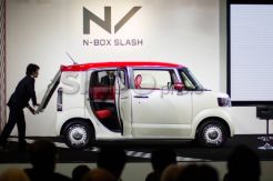 Honda New N-Box Slash