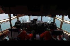 TNI AU Terus Lakukan Pencarian Pesawat AirAsia QZ8501