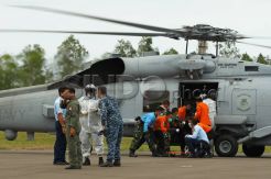 Helikopter US Navy Kembali Bawa Dua Janazah