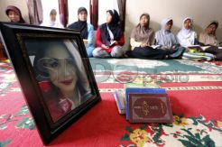 Doa Bersama Digelar Keluarga Pramugari AirAsia Wanti Setiawati