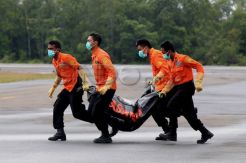 Seahawk Kembali Angkut Empat Jenazah ke Pangkalan Bun