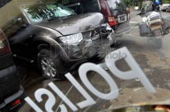 Mobil Pajero Tabrak Pagar Rumah Panglima TNI Moeldoko