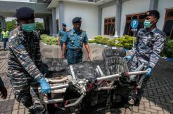 TNI-AL Serahkan Serpihan Pesawat AirAsia QZ8501 Kepada KNKT