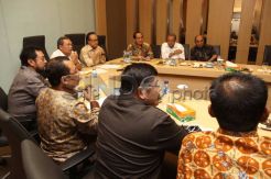 Dua Kubu Bahas Islah Partai Golkar
