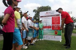 Coaching Clinic Golf Bersama Aaron Cole