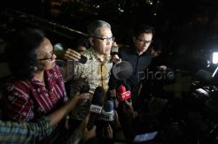 Tim Kuasa Hukum Bambang Widjojanto Datangi KPK