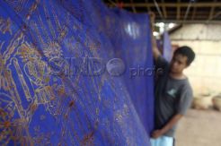 Menjaga Eksistensi Batik Betawi