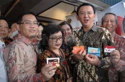 Kartu Prabayar Untuk Terminal Parkir Elektronik