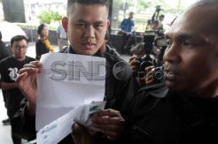Surat Kaleng Untuk Wartawan KPK