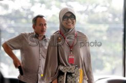 KPK Periksa Istri Muda Fuad Amin Imron