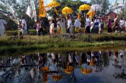 Upacara Melasti Umat Hindu di Semarang