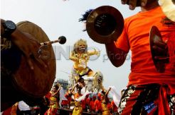 Umat Hindu Gelar Pawai Ogoh-ogoh di Monas