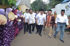 Reses DPR, Hidayat Nur Wahid Temui Warga