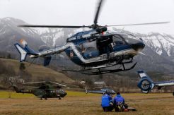 Pesawat Germanwings Jatuh di Pegunungan Alpen, 150 Tewas