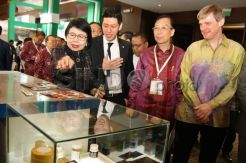 Pameran Industri Farmasi
