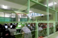 Pelaksanaan UN Online di SMA 70