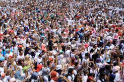 We Are the World, 20 Ribu Orang Mainkan Angklung Untuk Dunia