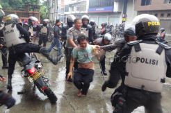 Aksi Pedagang Pasar Sutomo Medan Ricuh