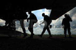 Aksi Terjun Payung Paskhas TNI AU