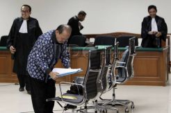 Sidang Lanjutan Sutan Bhatoegana