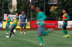 Aji Santoso Pimpin Latihan Timnas U-23