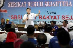 HT Hadiri Rakernas SBSI di Cibubur