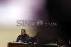 Sidang Sutan Bhatoegana Hadirkan Saksi-Saksi