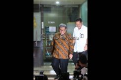 Senyum Aher Seusai 14 Jam Diperiksa Penyidik Mabes Polri