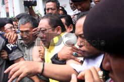 Yance Divonis Bebas, Ratusan Pendukung Sujud Syukur