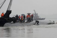 Kapal 458 Penumpang Tenggelam di Sungai Yangtze