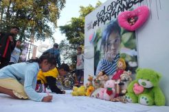 Aksi Solidaritas Warga Solo untuk Angeline