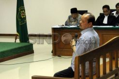 Sutan Bhatoegana Jadi Saksi Sidang Waryono Karno