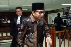 Sidang Waryono Karno Ditunda Setelah Lebaran