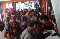 Ratusan Pensiunan Antre Pencairan Dana JHT