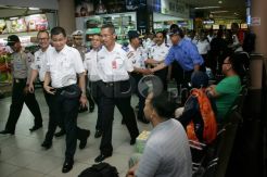 Menhub Pantau Arus Mudik di Batam