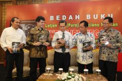 Bedah Buku Intelijen Negara