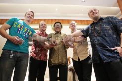 Grup Musik DEBU Temui Wakil Ketua MPR