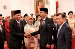 Presiden Lantik Sembilan Komisioner Kejaksaan