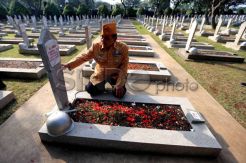 Ziarah ke TMP Kalibata Peringati Hari Veteran Nasional