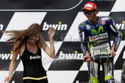 Finis Ketiga Rossi Goda Model Cantik di Brno