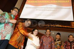 Mengkaji Sistem Ketatanegaraan Indonesia