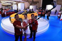 Si Cantik Penghias GIIAS 2015