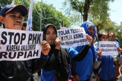 Buruh Semarang Tolak Pekerja Asing