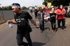 Demo Usut Korupsi BPPN