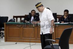 Syamsir Yusfan Jalani Sidang Perdana