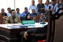 Sidang Perdana Bupati Empat Lawang