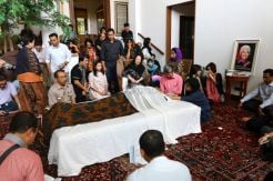 Suasana Rumah Duka Almarhum Adnan Buyung Nasution