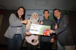 Telkomsel Berikan Penghargaan Pemenang Indonesia Next Apps 2.0
